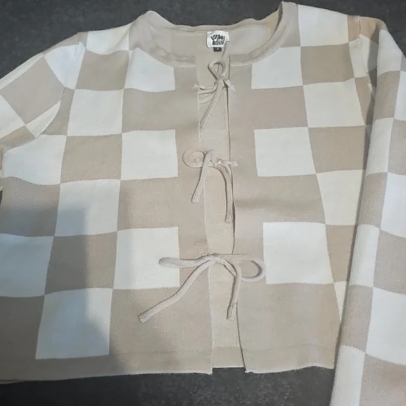 Bourbon And Belles Two Piece Set - Picture 4 of 13